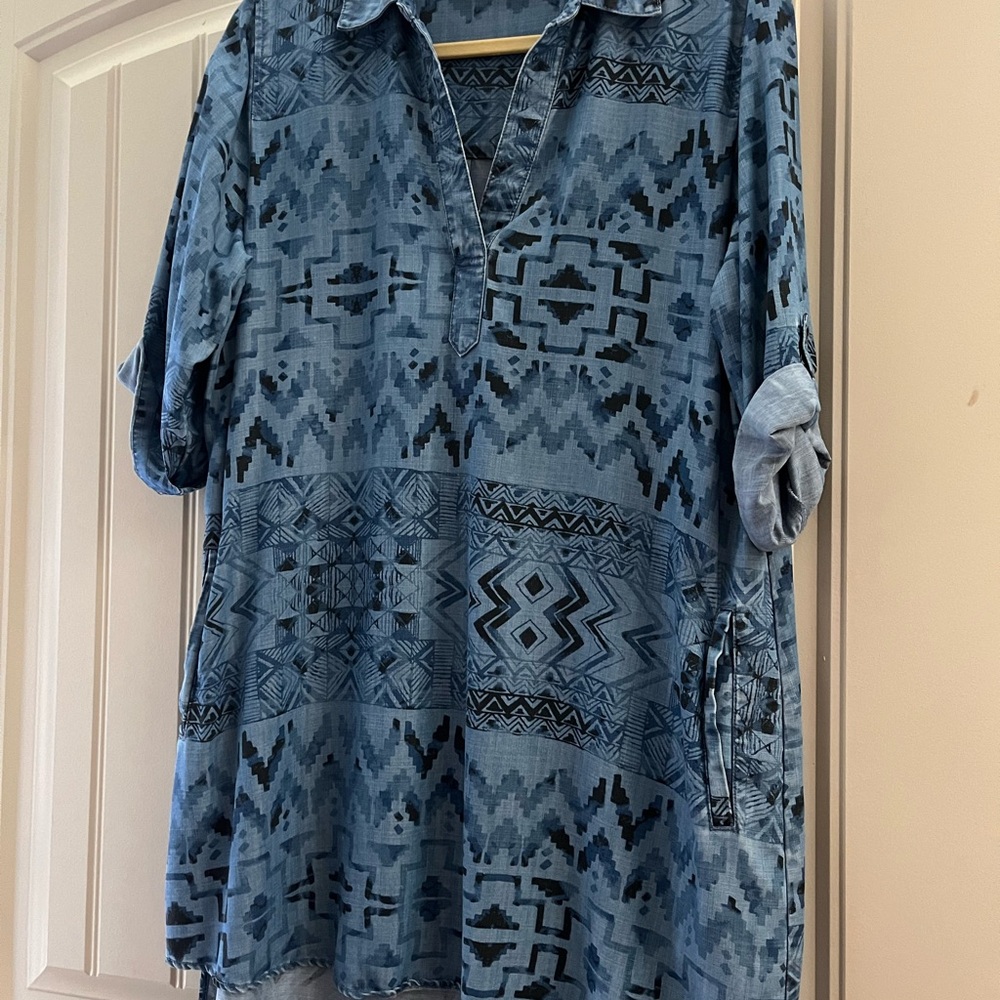 Soft Surroundings Indigo Geometric Top